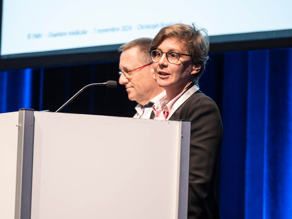Christoph Bosshard, FMH-Vizepräsident und Esther Kraft, Leiterin Digitalisierung Daten und Qualität (DDQ) FMH.